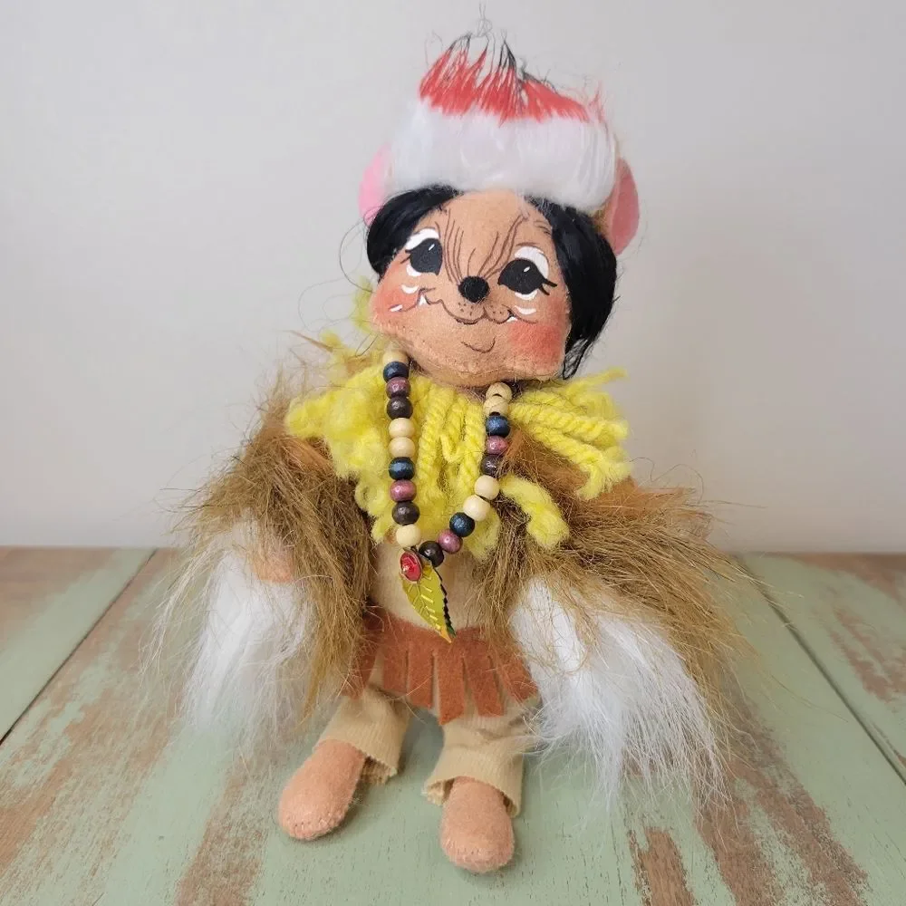 Annalee 2004 Tribal/Native-Inspired Mouse – 7” Figurine – Beaded